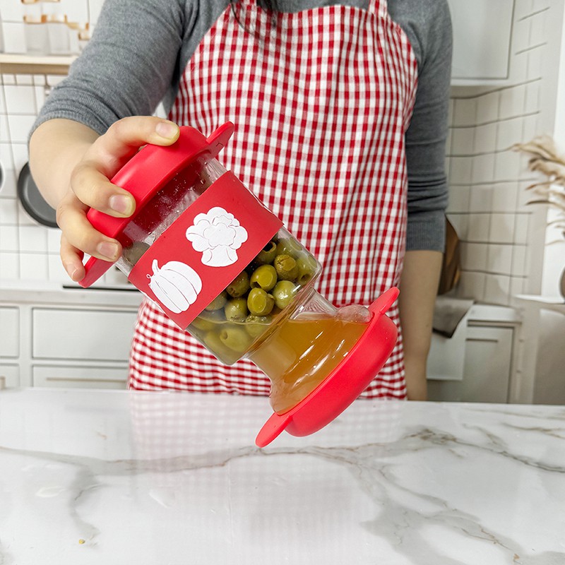 এয়ারটাইট id াকনা সহ আচার জার